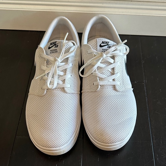 Nike SB Portmore II Ultralight White and Black Mesh Sneakers - Picture 2 of 7